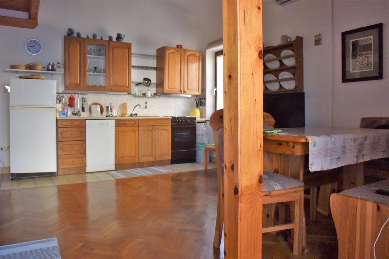 70 Sq M Apartment At Saint Martin'S Harbour Mali Lošinj Quarto foto